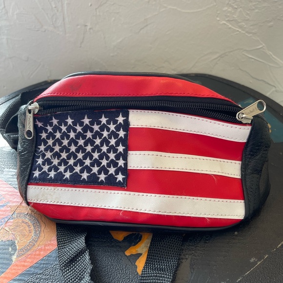 Handbags - Vintage 1980s leather American Flag Fanny pack